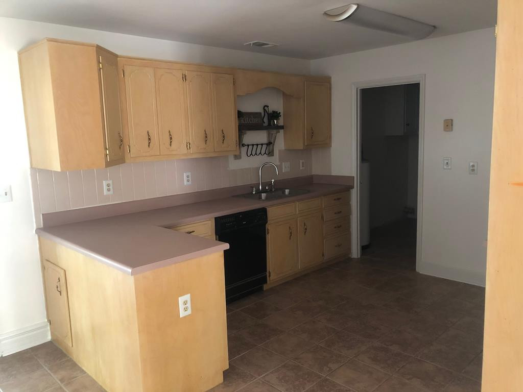 484 Lamkin Road Harlem, GA 30814 - Photo 6 of 25 Kitchen