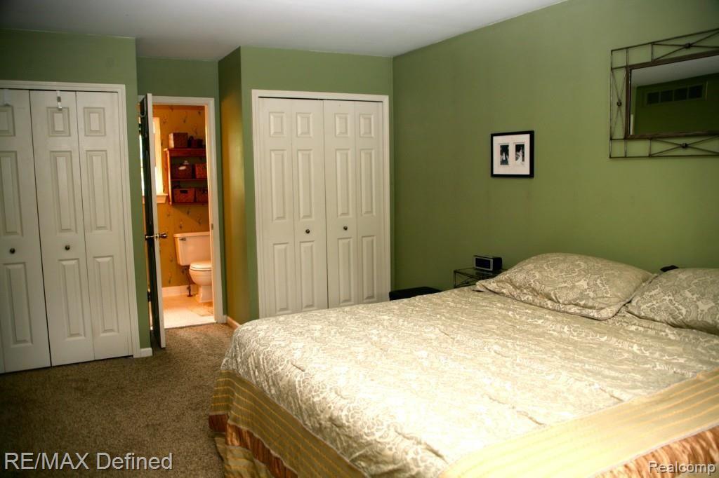 957 Hadley Road Rochester, MI 48307 - Photo 15 of 23 #15.jpg
