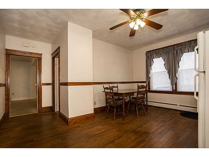 151 Warwick Road Pawtucket, RI 02861 - Photo 6 of 13 Kitchen.