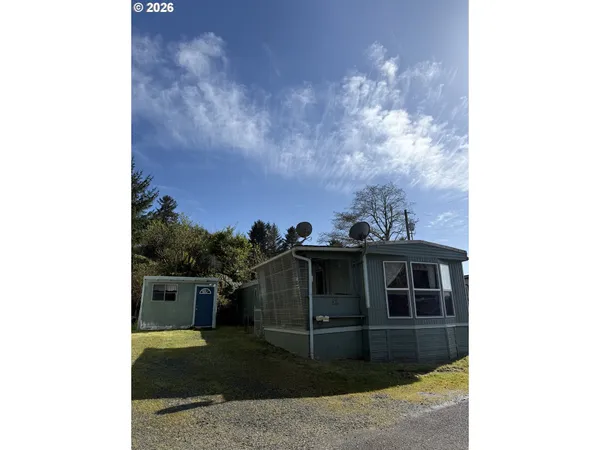 $45,000 | 105 Beach Boulevard, Unit 9 OR E, Winchester Bay, OR 97467