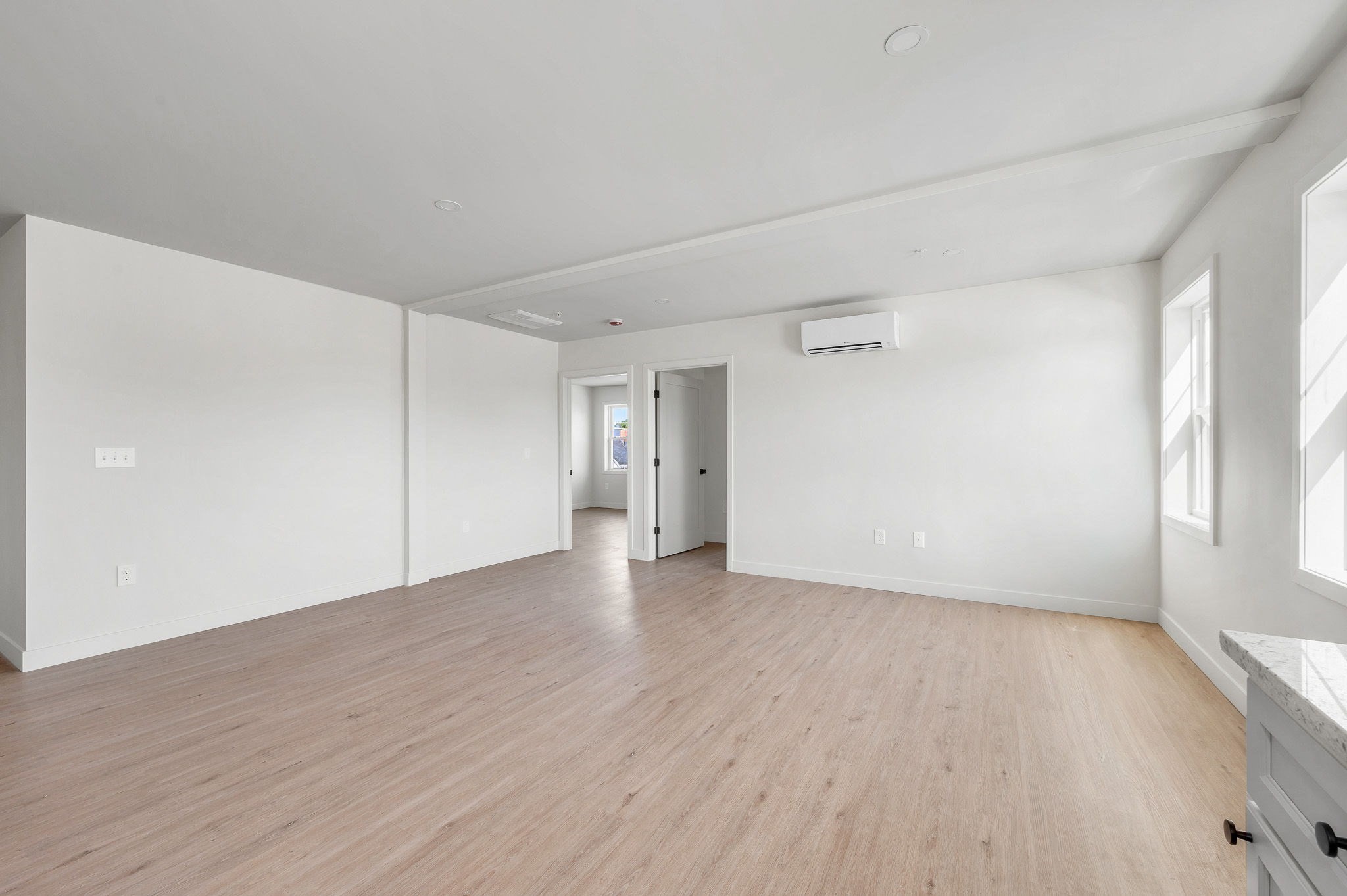 131 Perry Street, Unit 401 Lowell, MA 01852 - Photo 7 of 16 Gallery Image 7