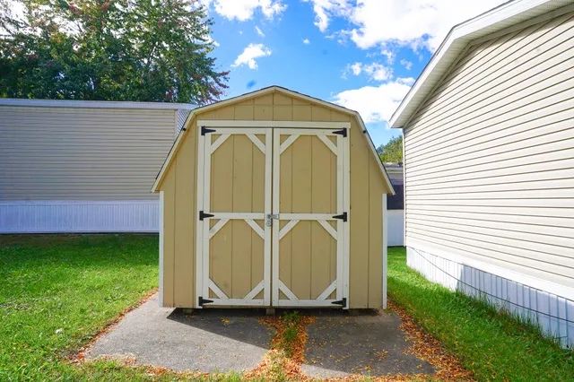 $42,500 | 4418 Oakland Drive, Allendale, MI 49401