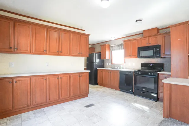 $42,500 | 4418 Oakland Drive, Allendale, MI 49401