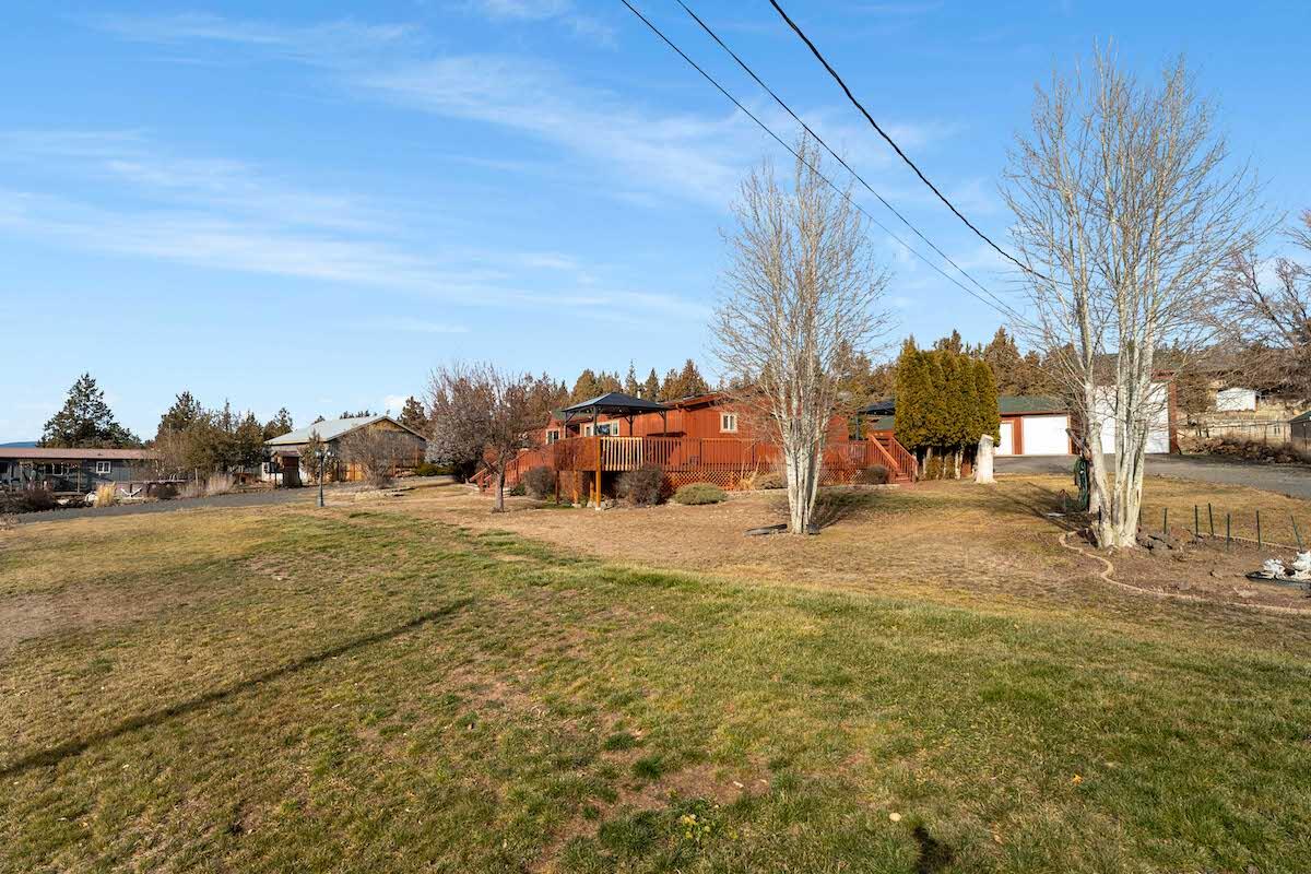 8242 Southwest Sand Ridge Road Terrebonne, OR 97760 - Photo 50 of 50 56-Exterior