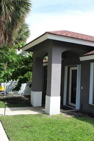 $3,500 | 620 Oak Street, Boynton Beach, FL 33435