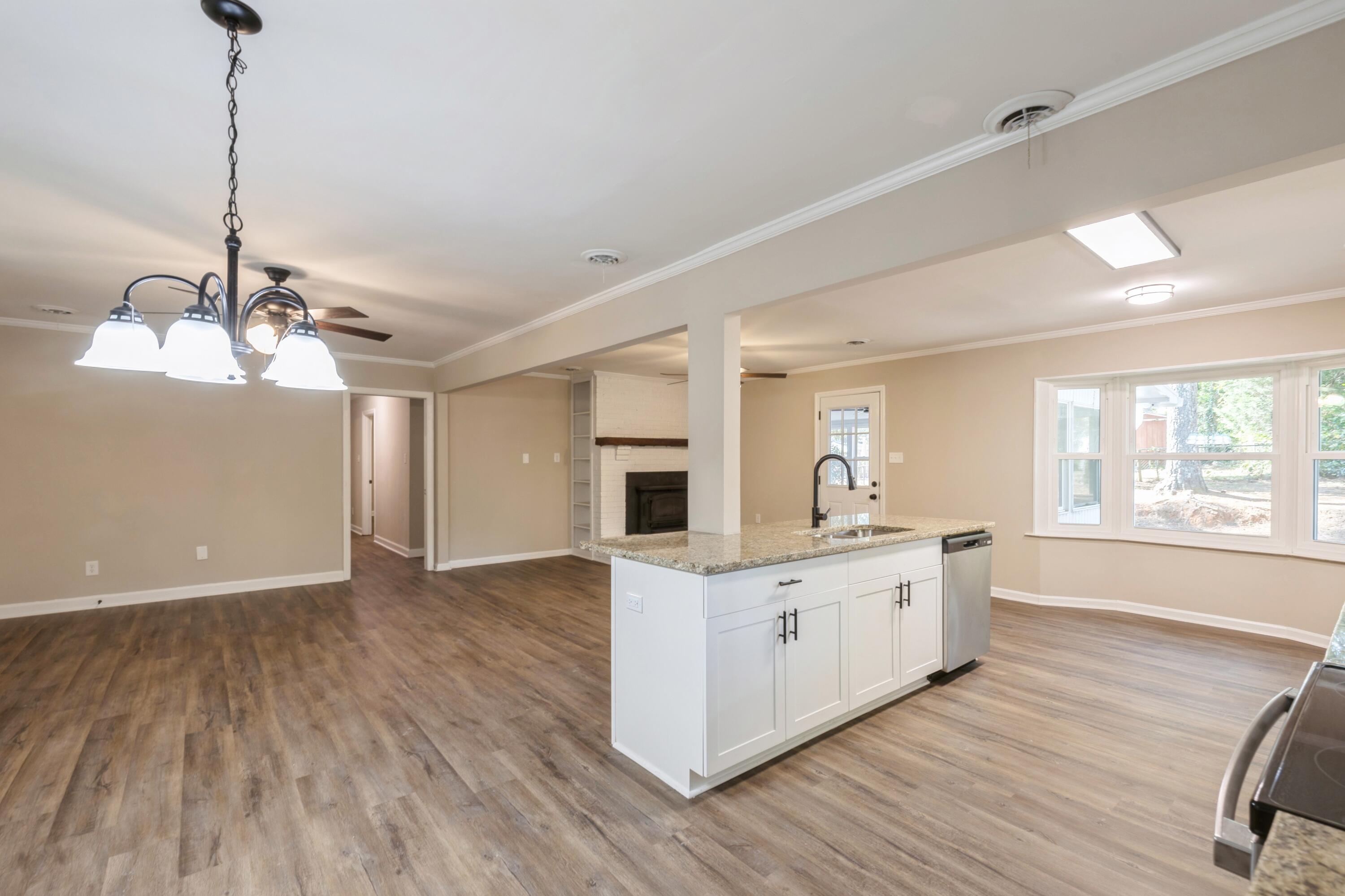 1004 Gary Drive McCormick, SC 29835 - Photo 9 of 30