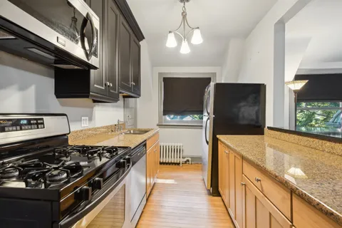 $2,975,000 | 2855 Sheridan Place, Evanston, IL 60201