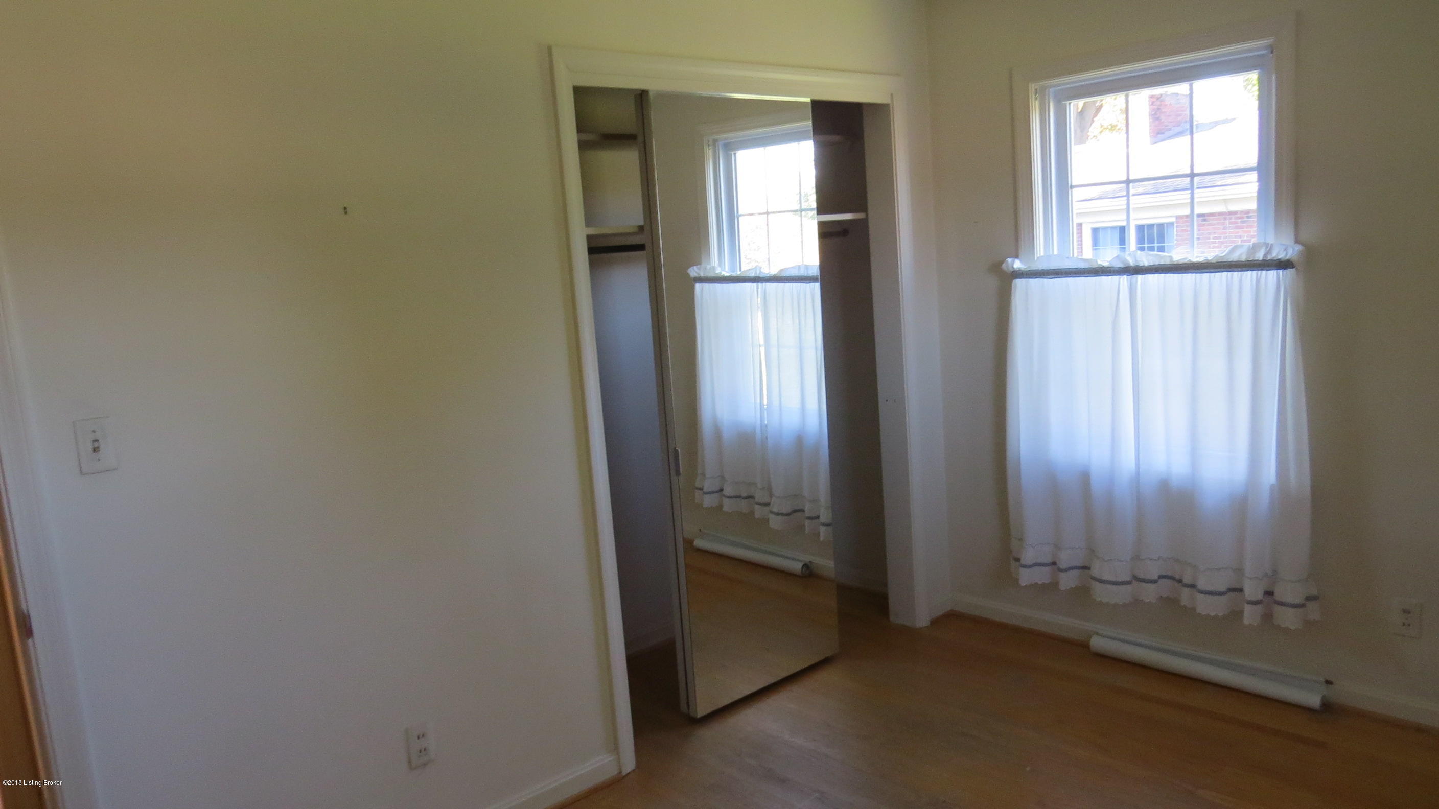 3502 Graham Road Louisville, KY 40207 - Photo 22 of 23 IMG_7828