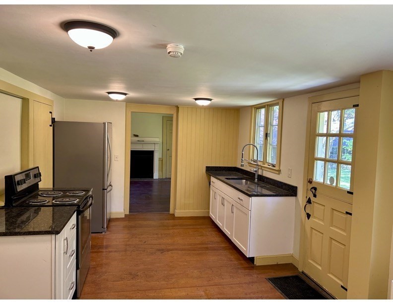 200 North Great Road Lincoln, MA 01773 - Photo 6 of 17