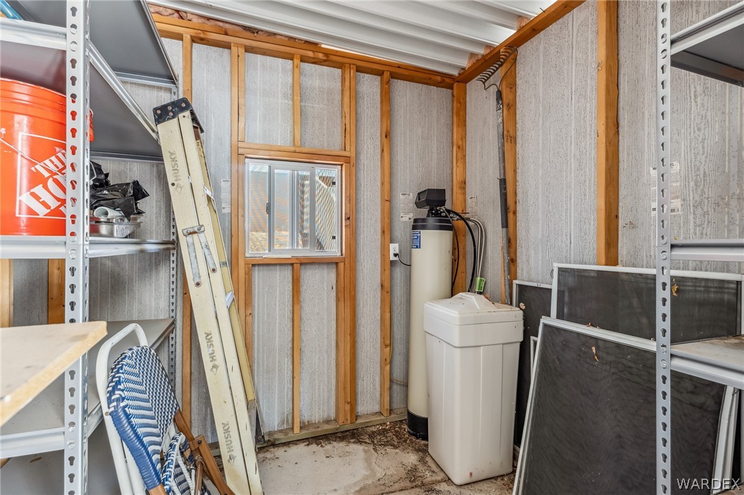 2350 Adobe Road, Unit 267 Bullhead City, AZ 86442 - Photo 36 of 54 Storage