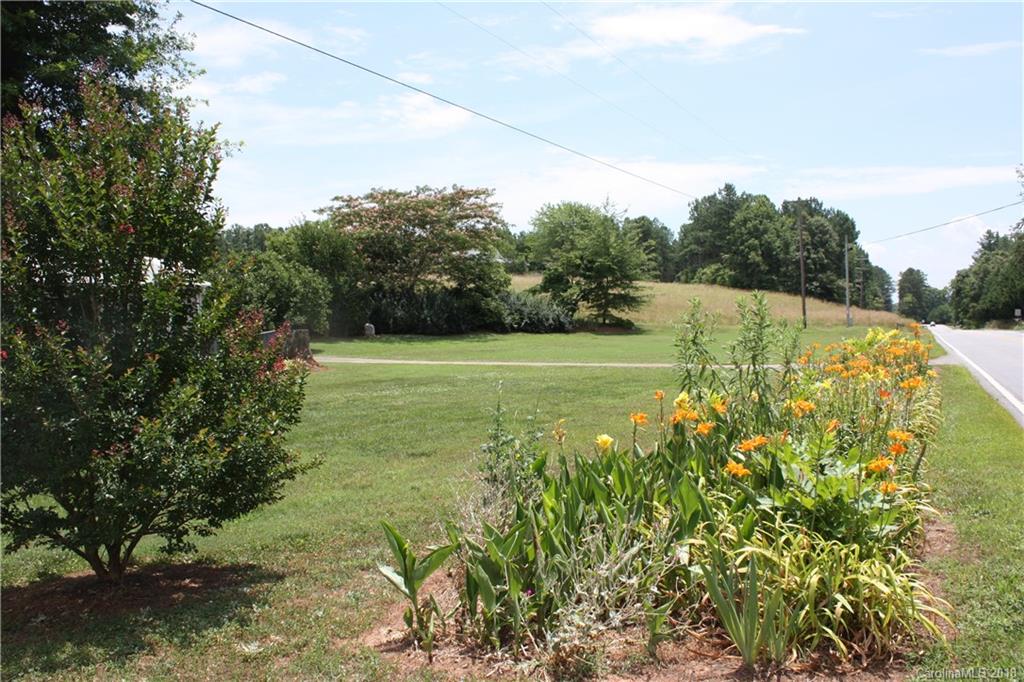 5515 Highway 9 Tryon, NC 28782 - Photo 3 of 21 Gallery Image 3