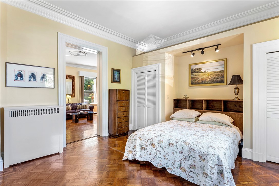 245 Eustis Avenue, Unit B Newport, RI 02840 - Photo 7 of 19