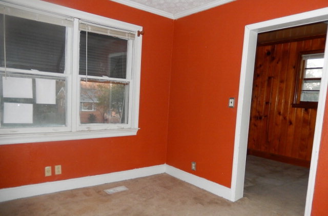 3818 Mathis Street Macon, GA 31206 - Photo 3 of 5 a view of a small space