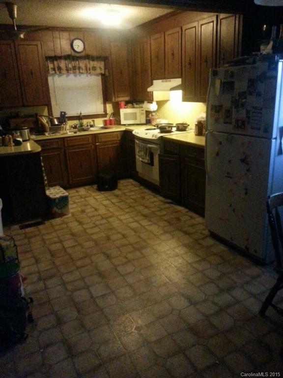 1995 Hough Road Lancaster, SC 29720 - Photo 3 of 10