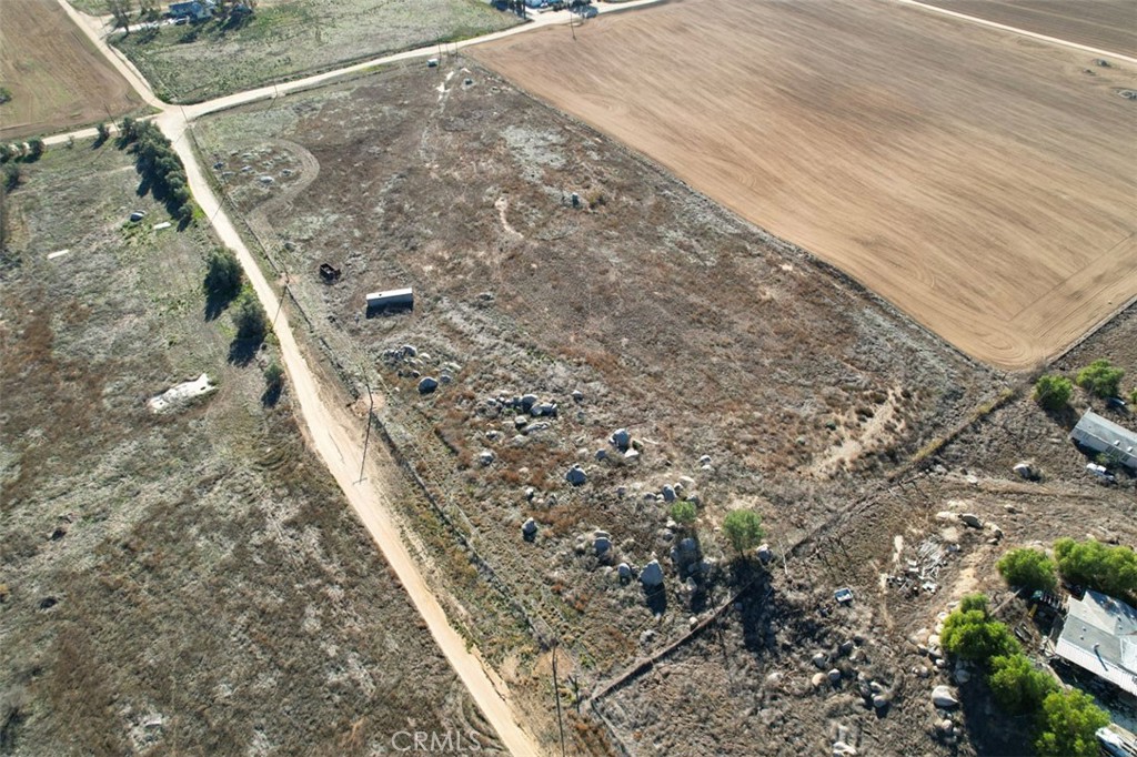 31700 Holland Road Winchester, CA 92596 - Photo 13 of 14