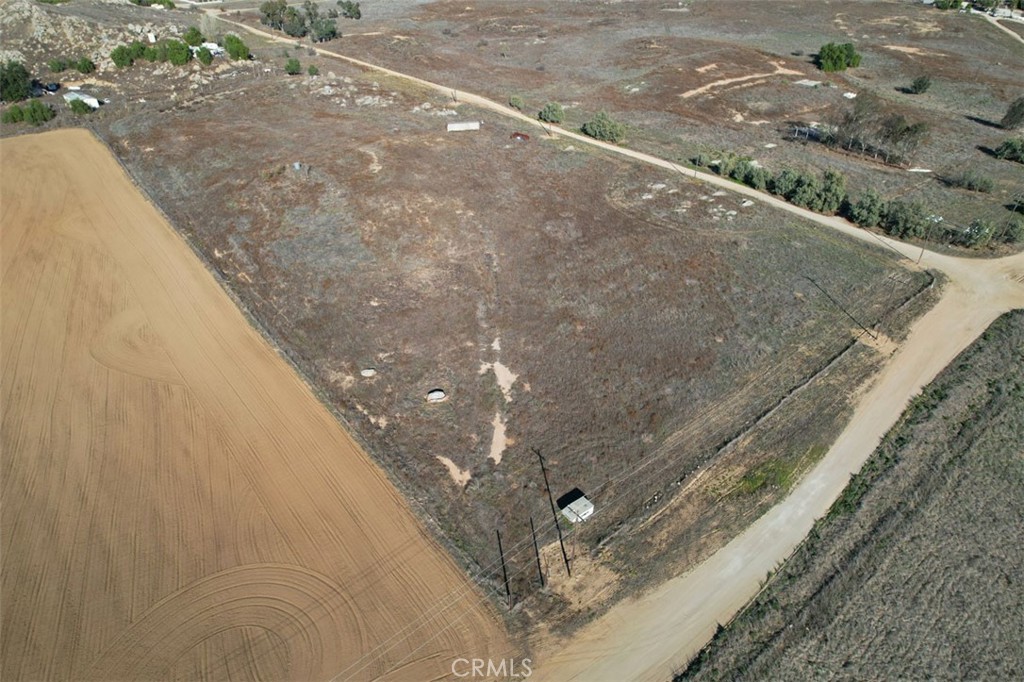 31700 Holland Road Winchester, CA 92596 - Photo 10 of 14