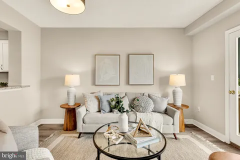 $415,000 | 1050 North Taylor Street, Unit 1404, Arlington, VA 22201