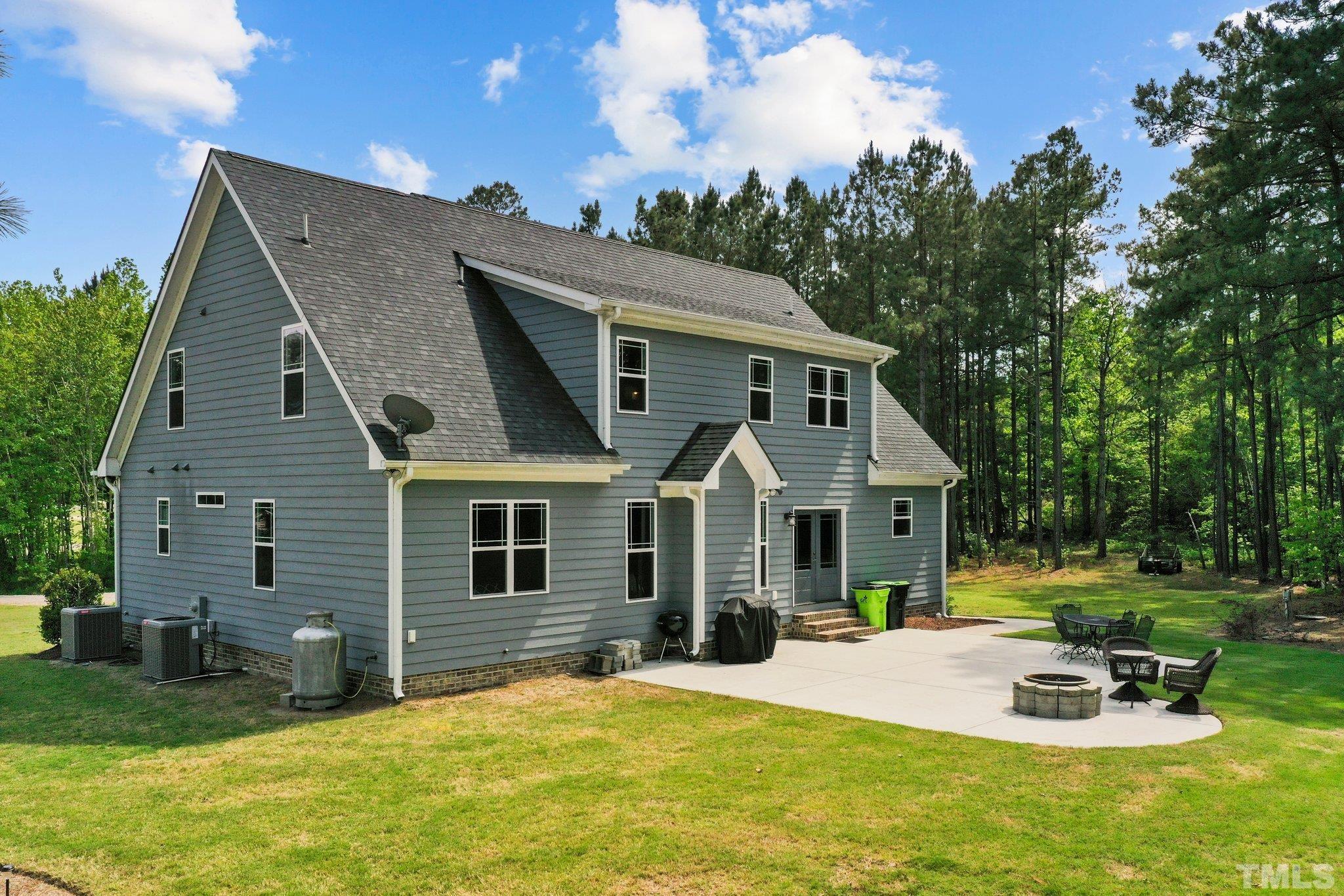 707 Old Eason Road Zebulon, NC 27597 - Photo 6 of 33 Gallery Image 6