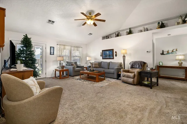 $419,900 | 4544 North Heritage View Avenue, Meridian, ID 83646