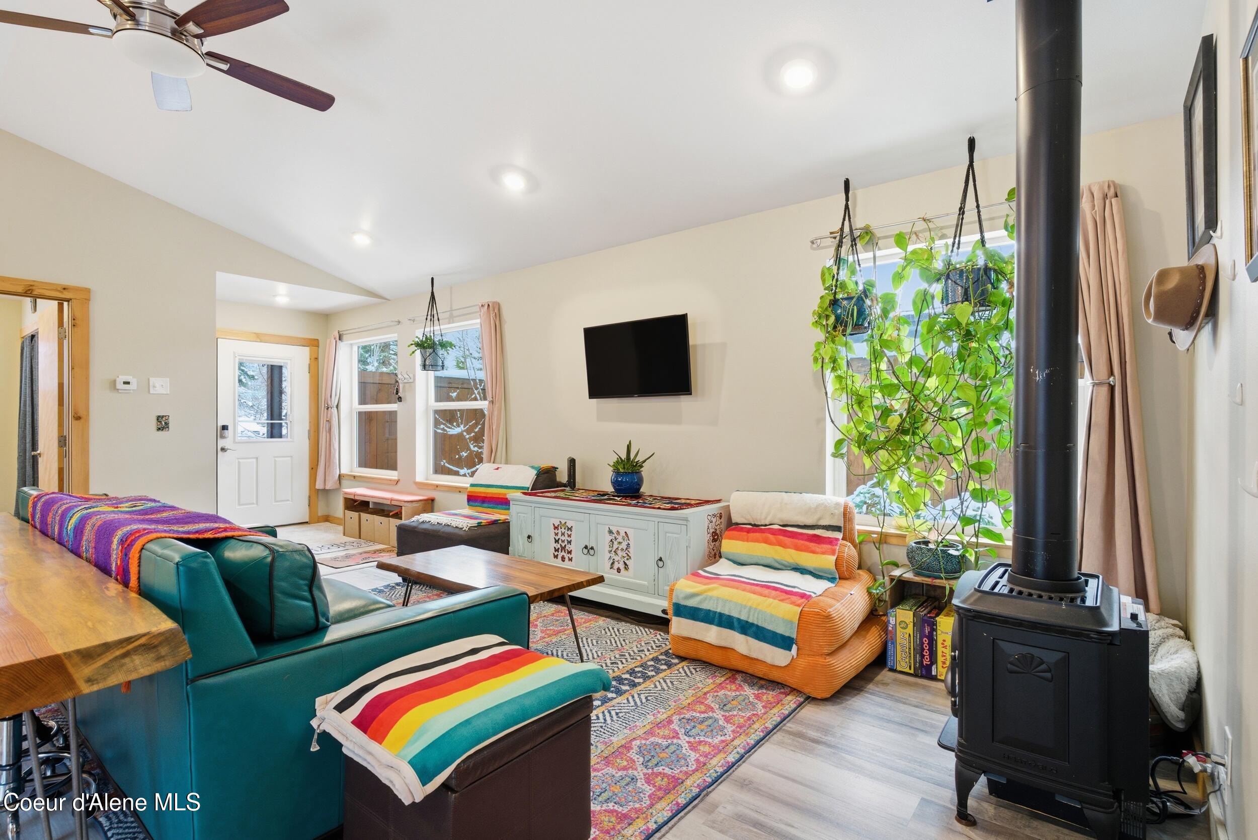 1210 Spruce Street Sandpoint, ID 83864 - Photo 6 of 50 6__dsc0628