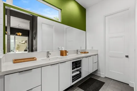 $999,000 | 702 Fountain Drive, Palm Springs, CA 92262