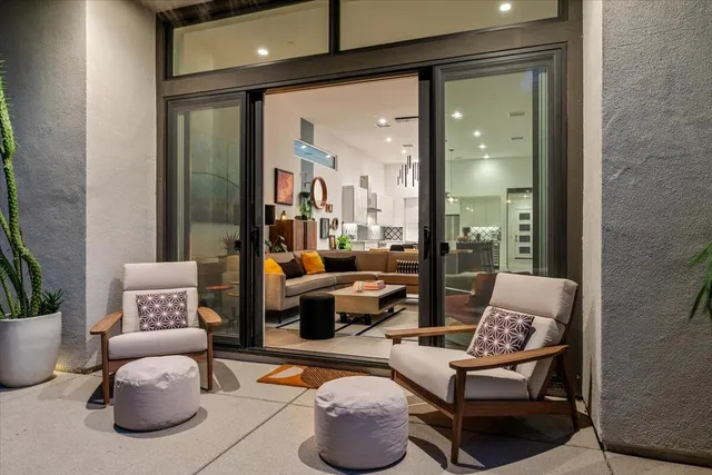 $939,000 | 702 Fountain Drive, Palm Springs, CA 92262