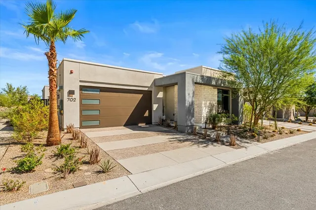 $939,000 | 702 Fountain Drive, Palm Springs, CA 92262