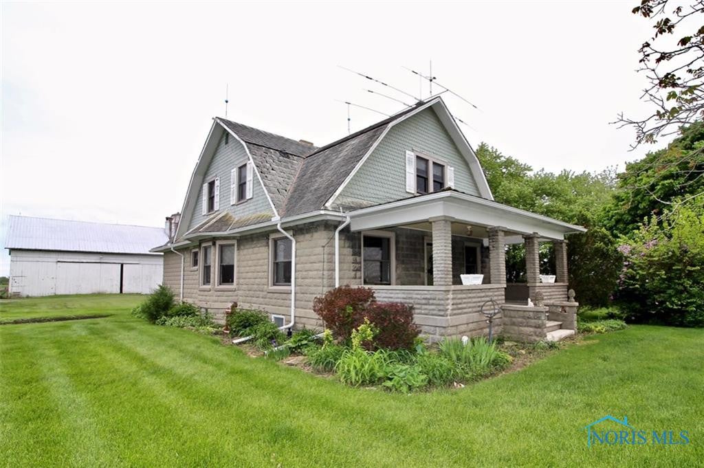 5341 Strail Road Perrysburg, OH 43551 - Photo 1 of 36 Gallery Image 1