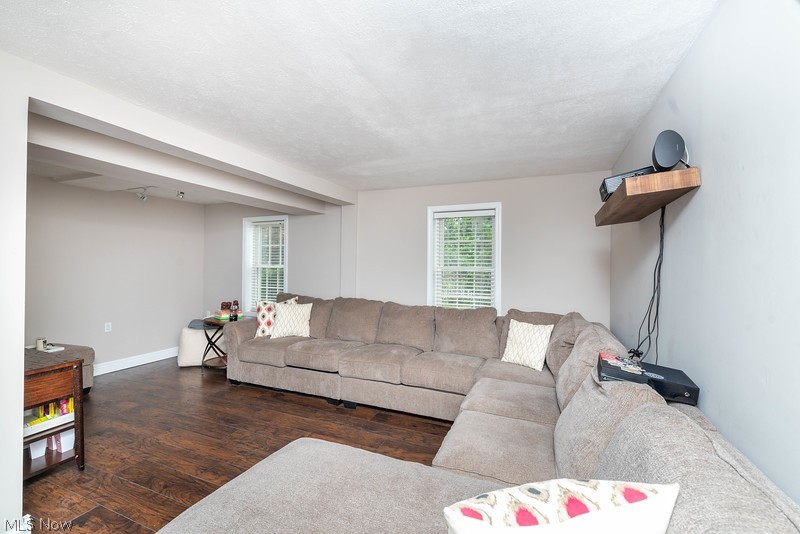 29465 White Road Wickliffe, OH 44092 - Photo 21 of 34 Gallery Image 21