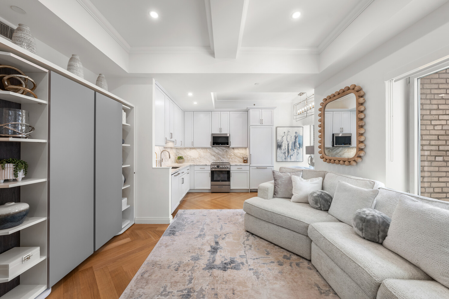 160 Central Park South, Unit 1817 Manhattan, NY 10019 - Photo 4 of 19