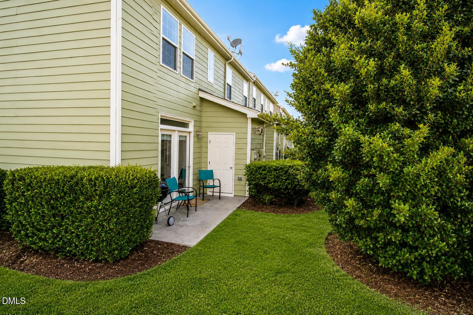 2010 Rapid Falls Road Cary, NC 27519 - Photo 2 of 17