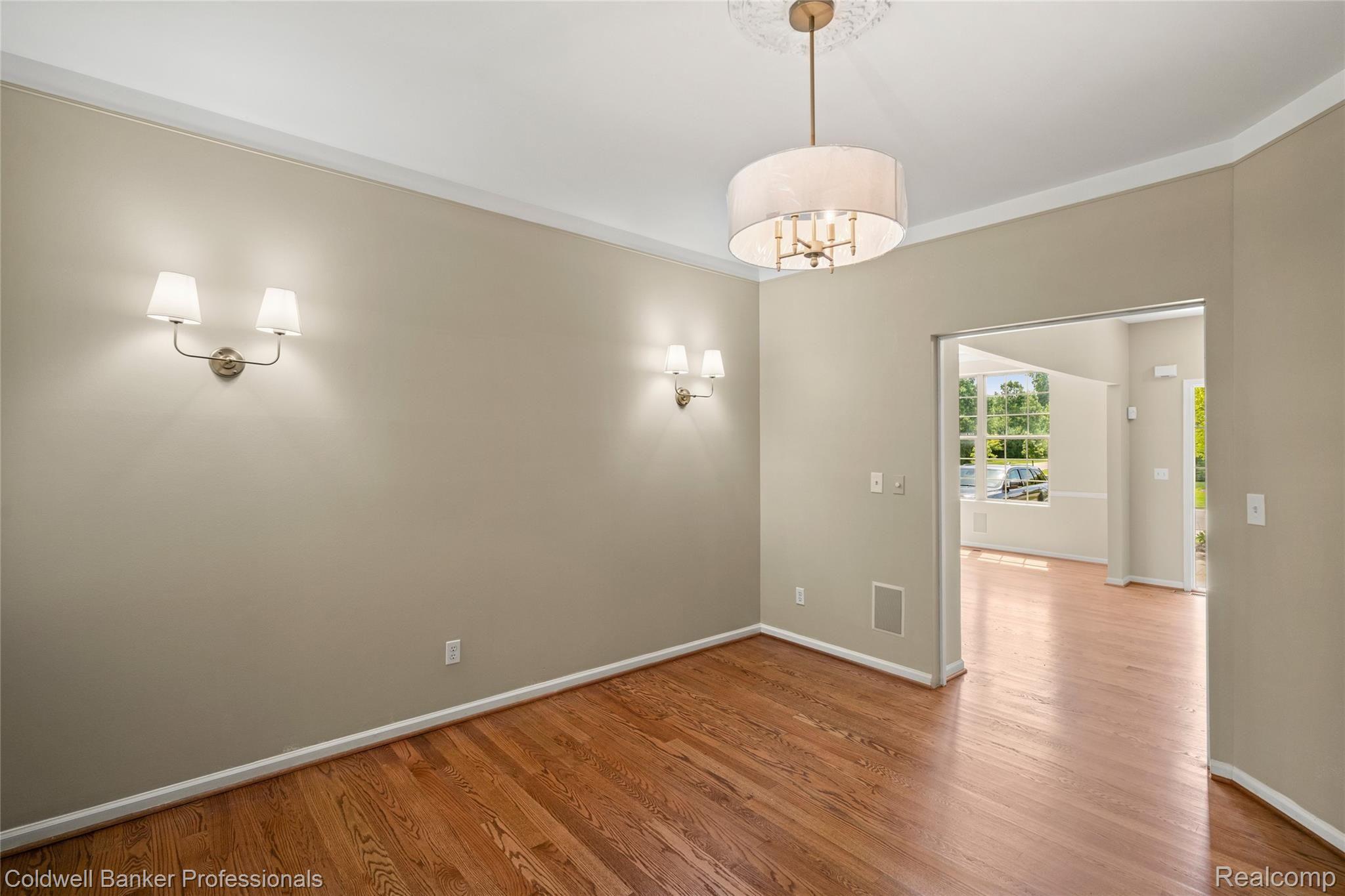 2252 Creek Bend, Unit 104 Rochester, MI 48309 - Photo 15 of 43 CreekbendUpdated-7.jpg
