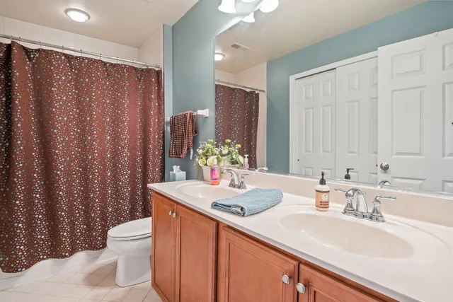 $419,900 | 1146 Falcon Ridge Drive, Elgin, IL 60124