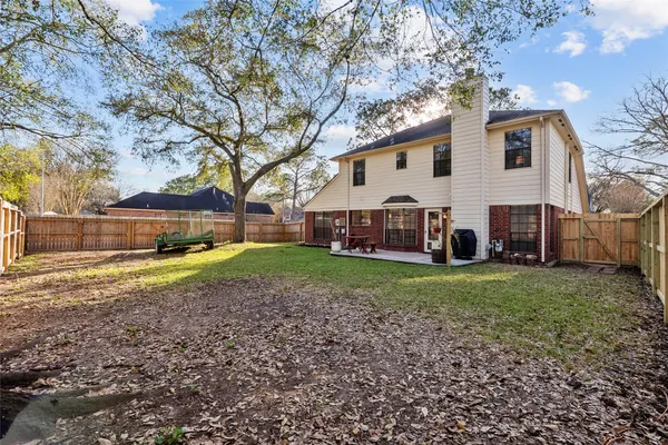 a view of a pathway of a building