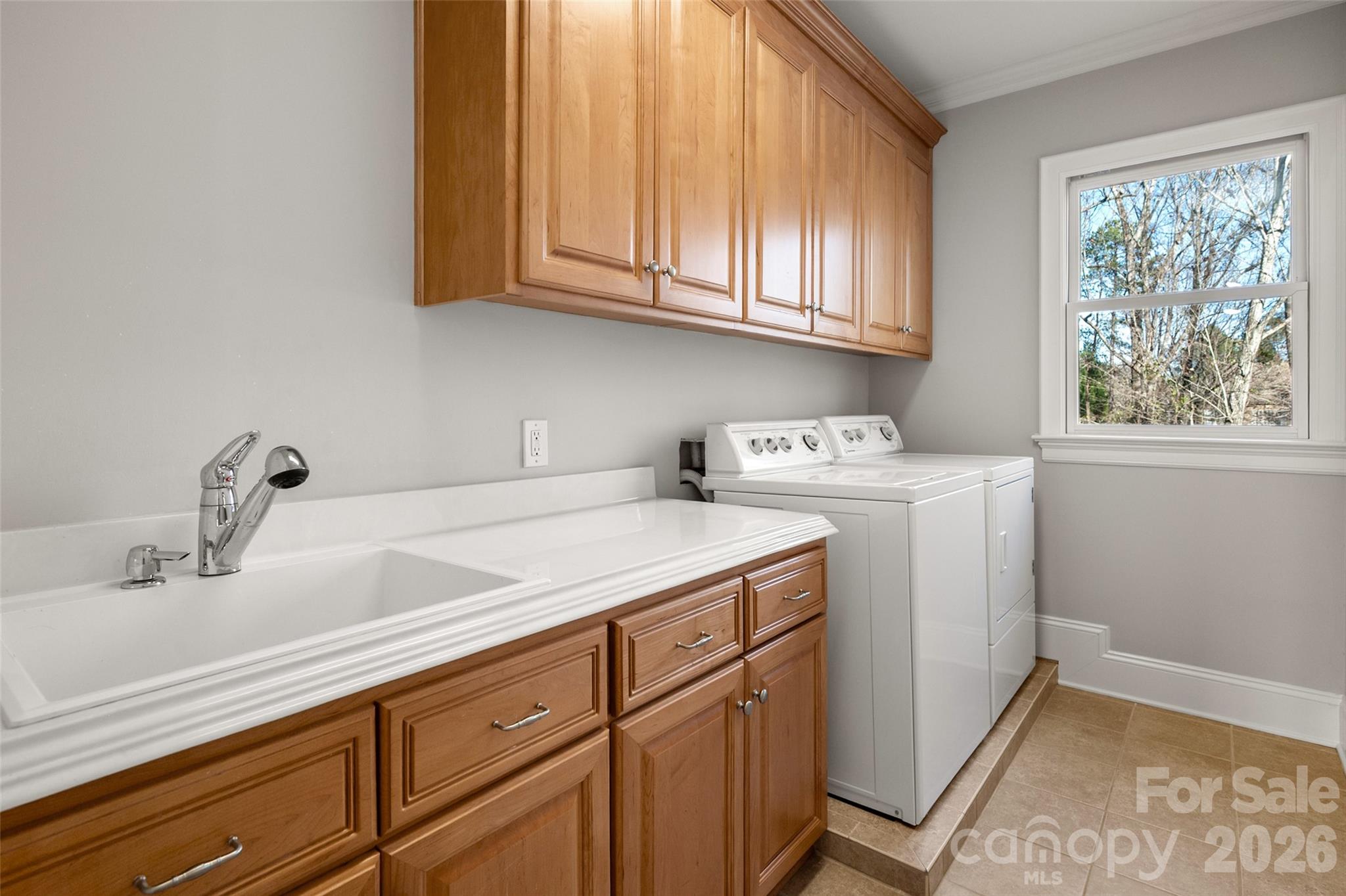 406 Belo Court Fort Mill, SC 29715 - Photo 33 of 46 a utility room with dryer and washer
