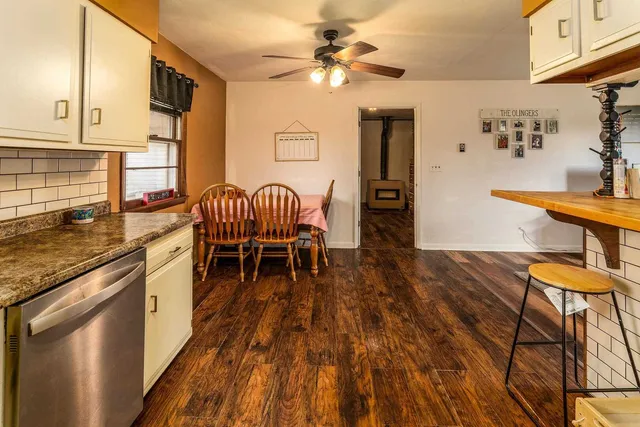 $144,000 | 601 South Forest Street, Belle Rive, IL 62810