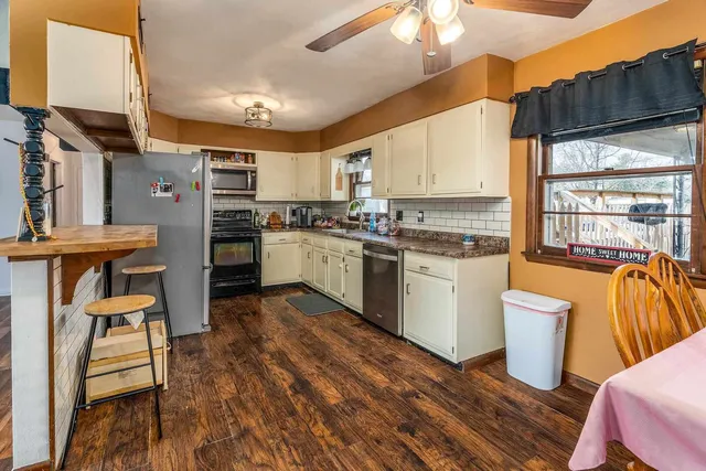 $144,000 | 601 South Forest Street, Belle Rive, IL 62810