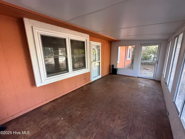 $1,495 | 911 North Caswell Avenue, Southport, NC 28461