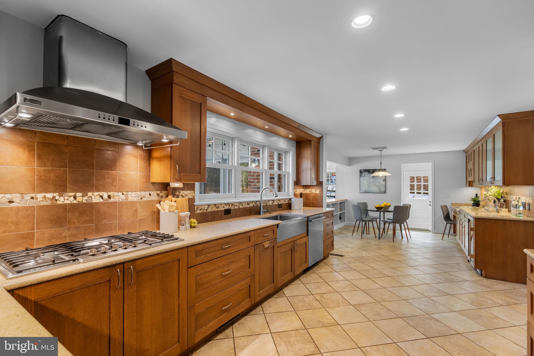 7105 Devonshire Road Alexandria, VA 22307 - Photo 20 of 54 Expansive eat-in kitchen, stainless & granite