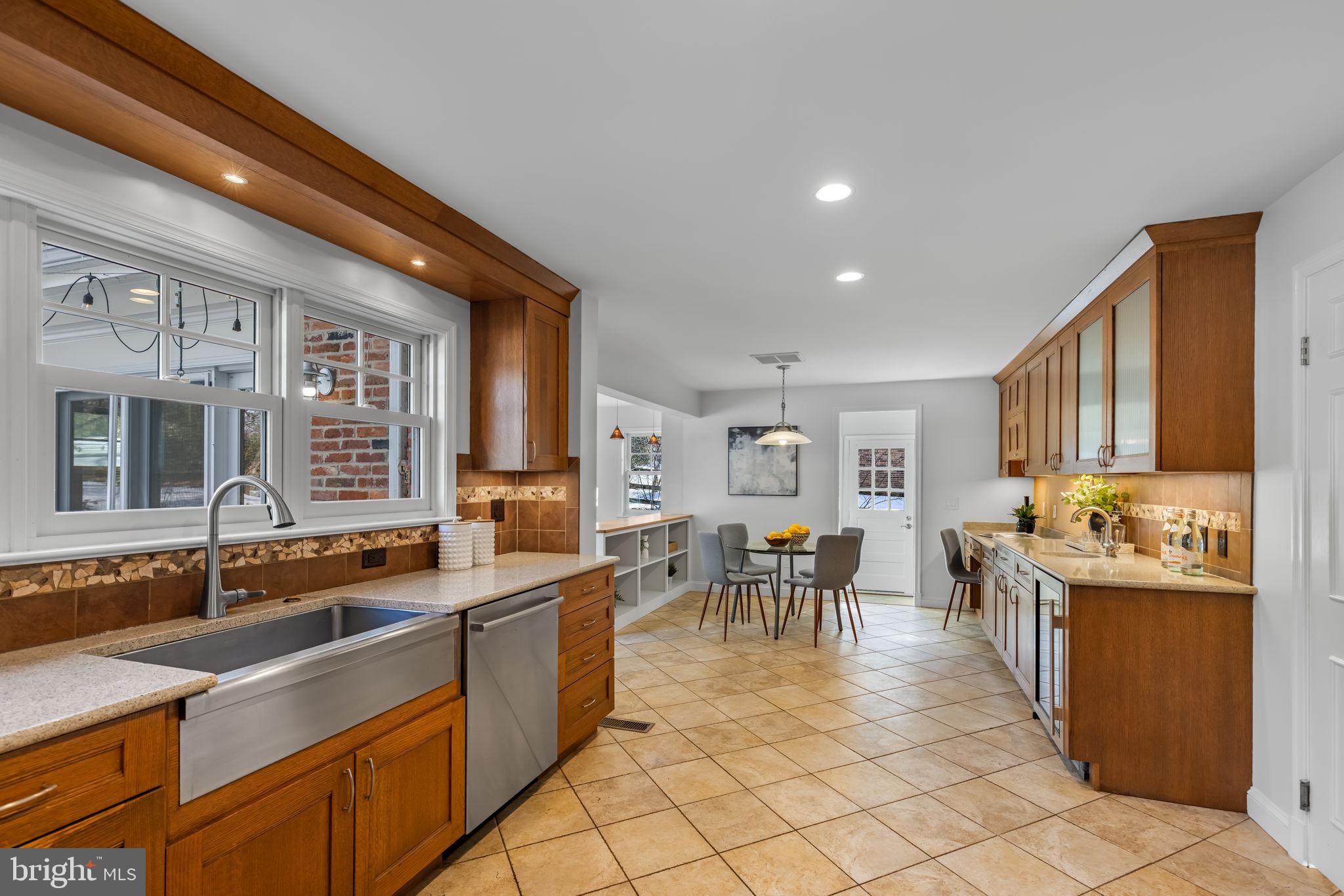 7105 Devonshire Road Alexandria, VA 22307 - Photo 21 of 54 Expansive eat-in kitchen, stainless & granite