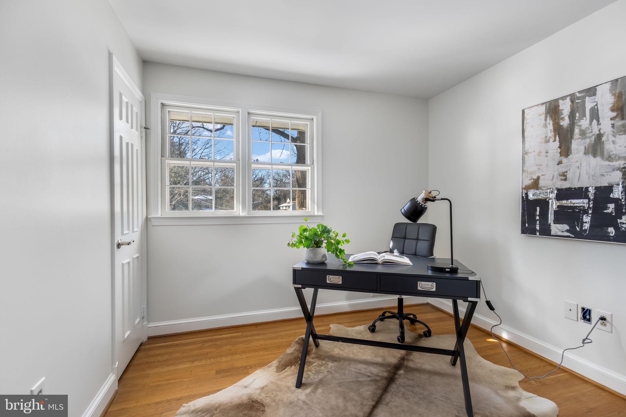 7105 Devonshire Road Alexandria, VA 22307 - Photo 39 of 54 Upper level Bedroom 4