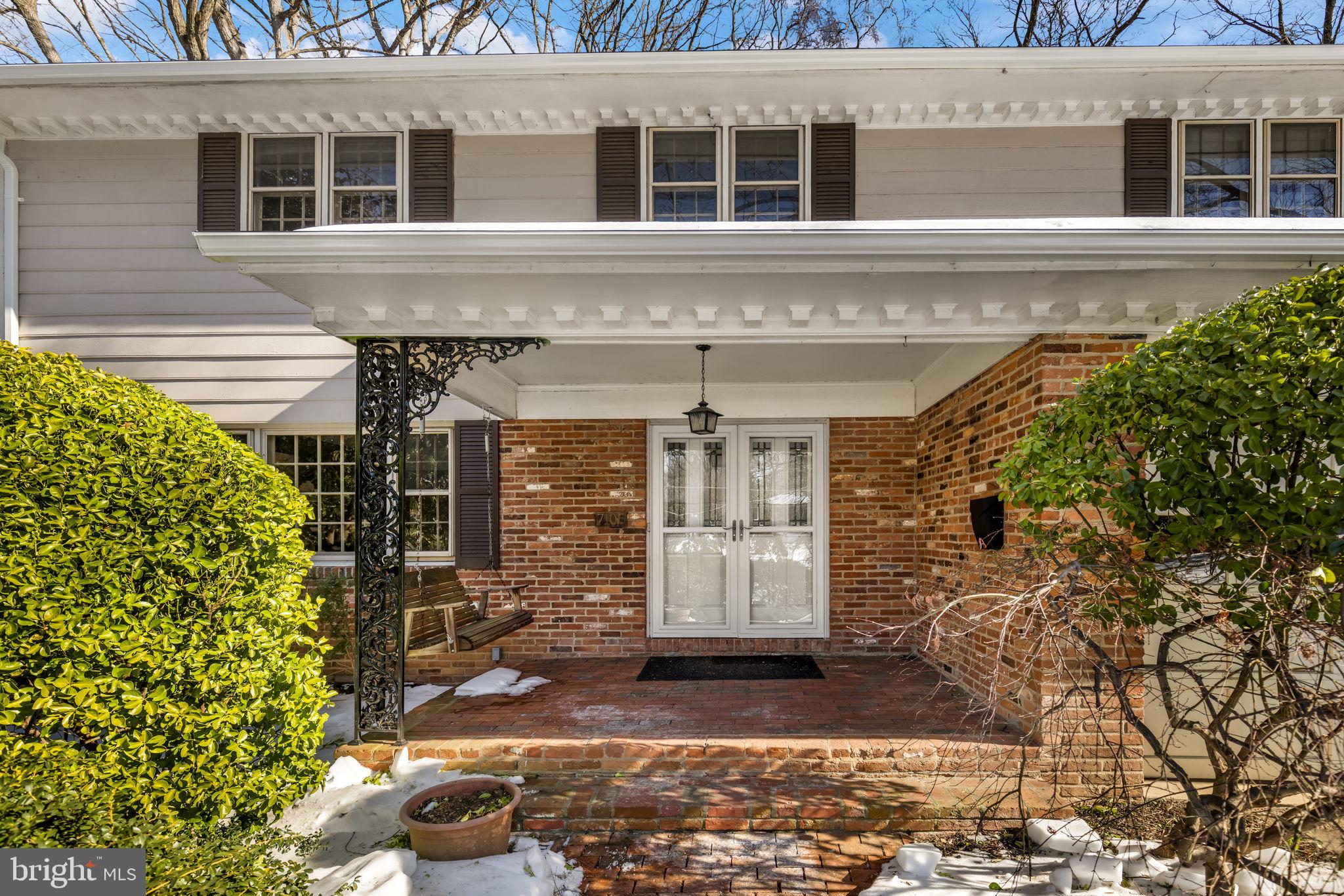 7105 Devonshire Road Alexandria, VA 22307 - Photo 10 of 54 ALEXANDRIA - Updated & expanded 4BR + Den, 3.5BA