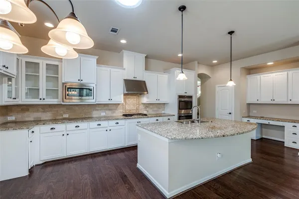 $3,400 | 9509 Bewley Court, Fort Worth, TX 76244