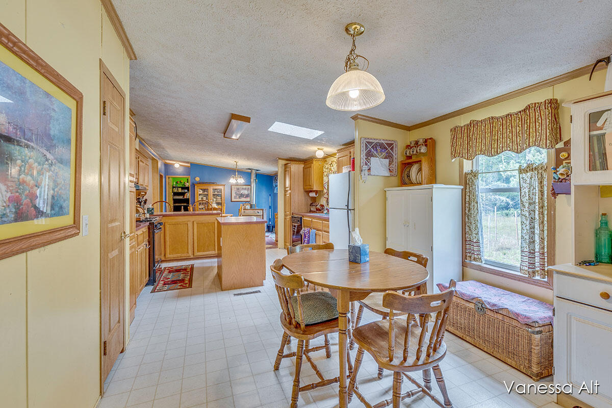 920 South Mathisen Road Manistee, MI 49660 - Photo 13 of 36 IMG_1012