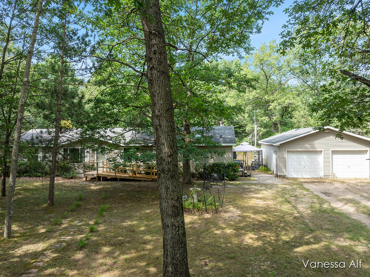 920 South Mathisen Road Manistee, MI 49660 - Photo 36 of 36 IMG_1034