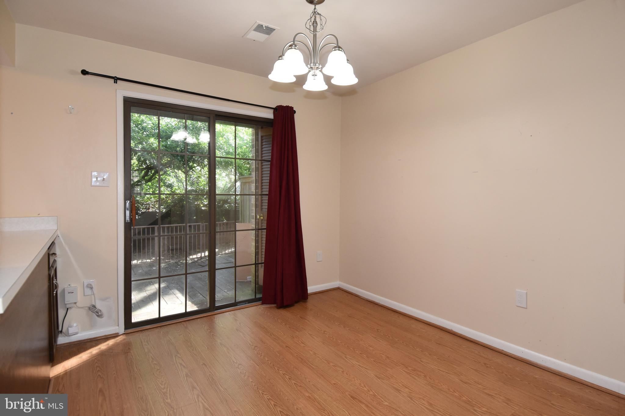 2006 Headlands Circle Reston, VA 20191 - Photo 13 of 32 Gallery Image 13