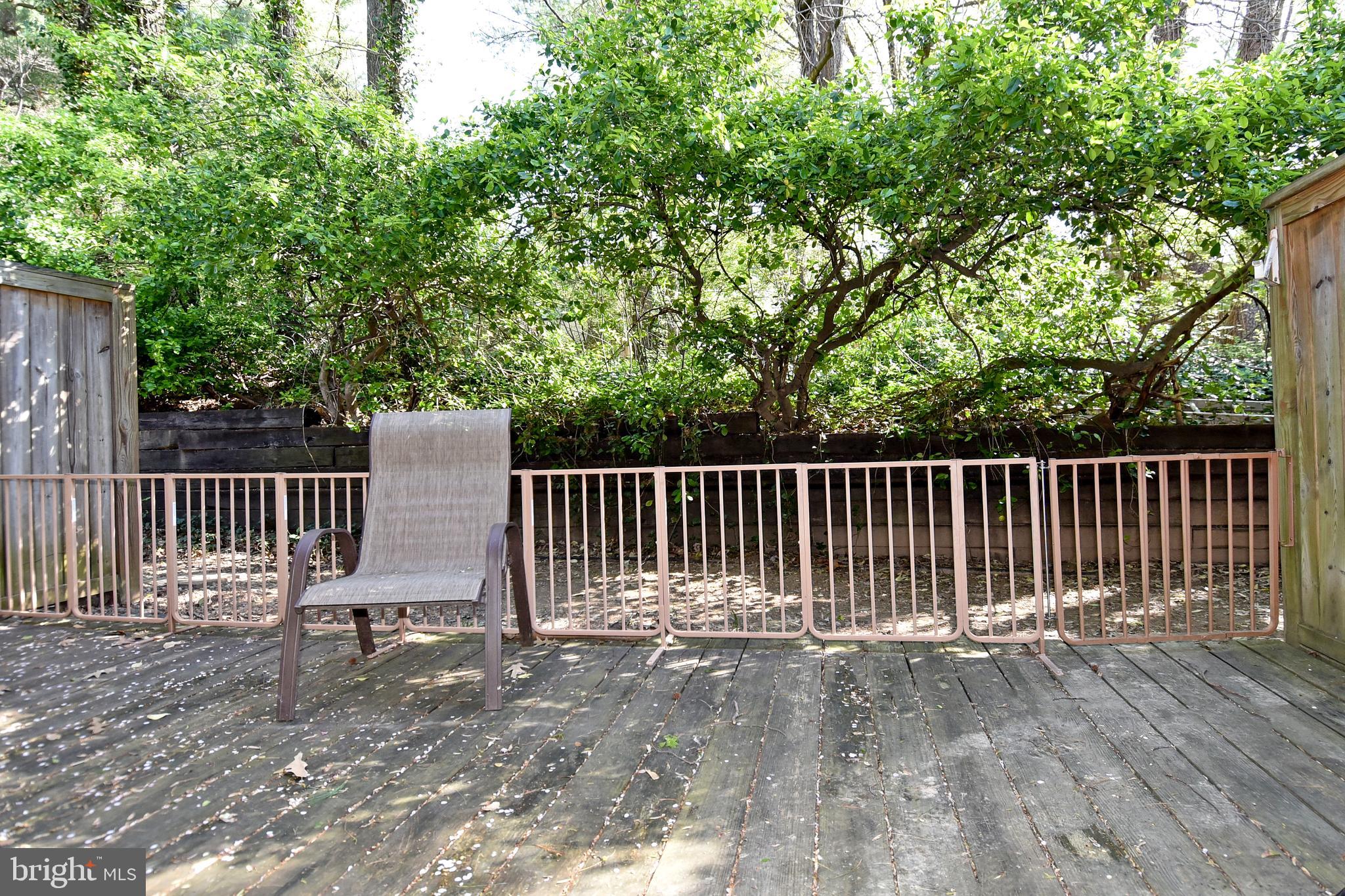 2006 Headlands Circle Reston, VA 20191 - Photo 20 of 32 Gallery Image 20