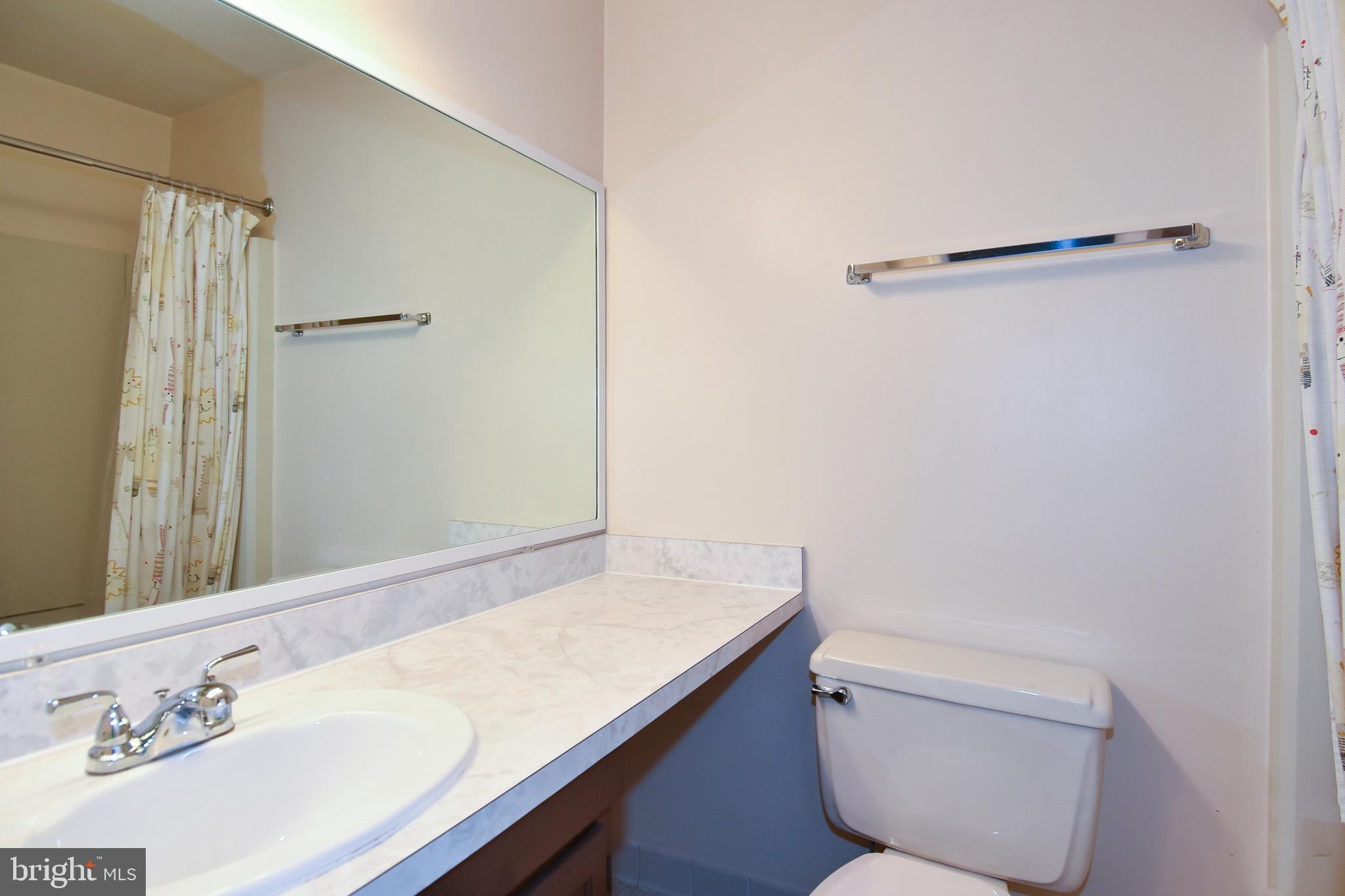 2006 Headlands Circle Reston, VA 20191 - Photo 25 of 32 Gallery Image 25