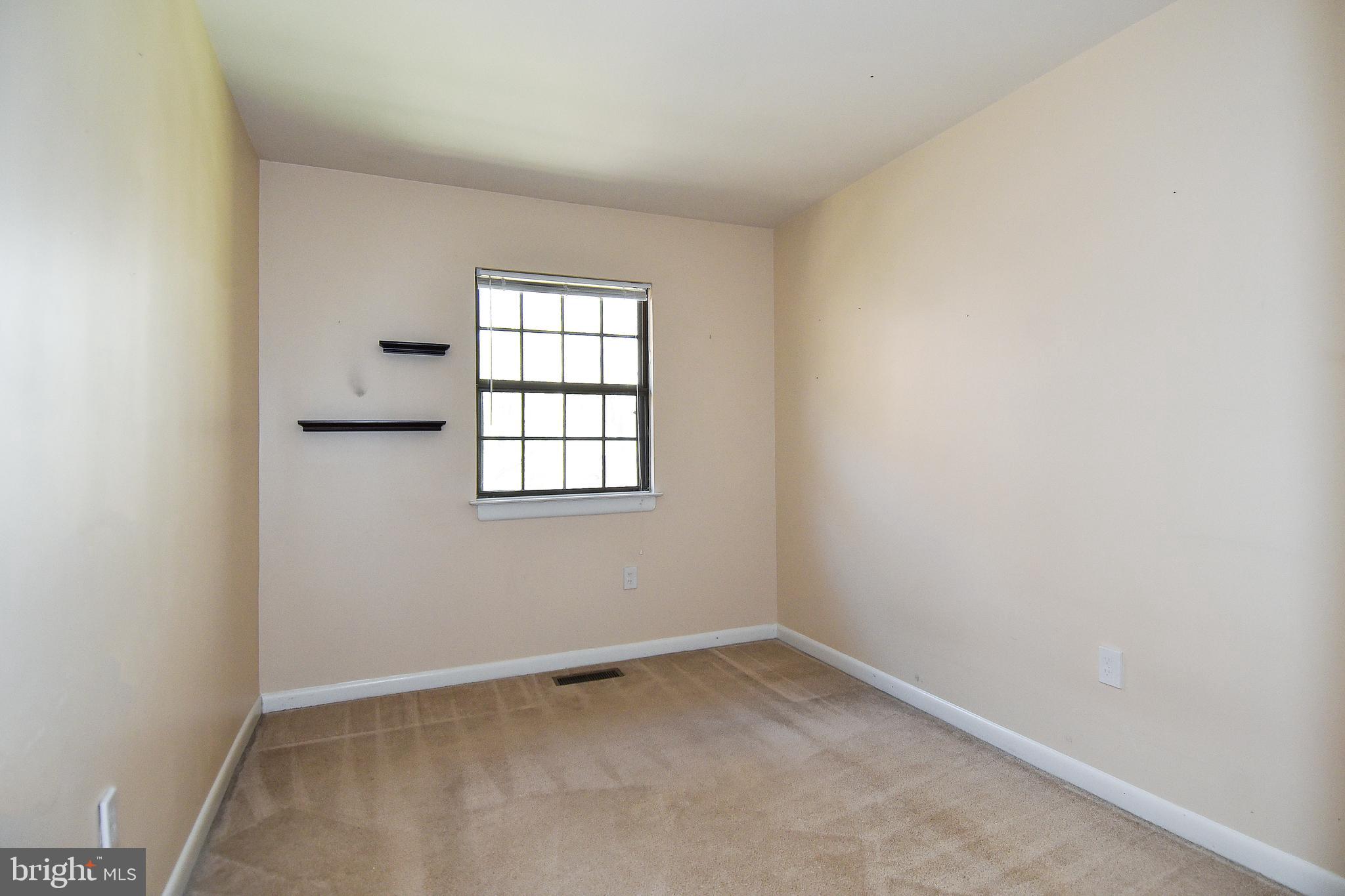 2006 Headlands Circle Reston, VA 20191 - Photo 26 of 32 Gallery Image 26