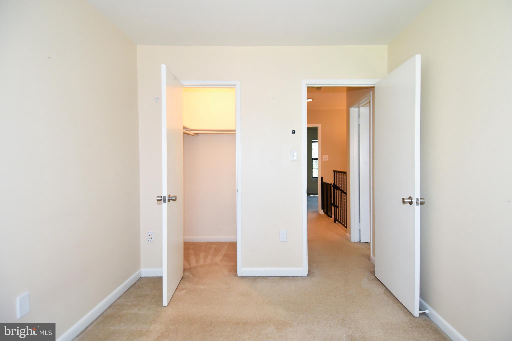 2006 Headlands Circle Reston, VA 20191 - Photo 27 of 32 Gallery Image 27
